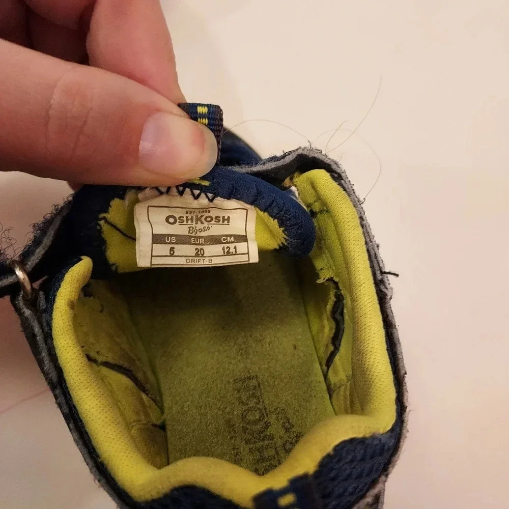 OshKosh B'gosh Drift-B Bump Toe Blue and Green Sandals